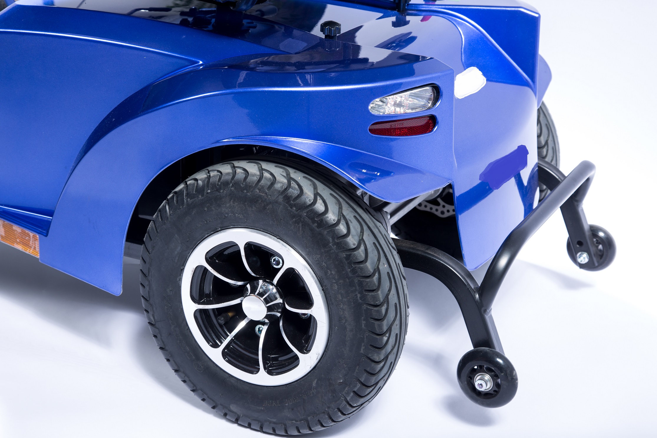 Design und Ausstattung Elektromobil 15 km/h - Modell Elbland